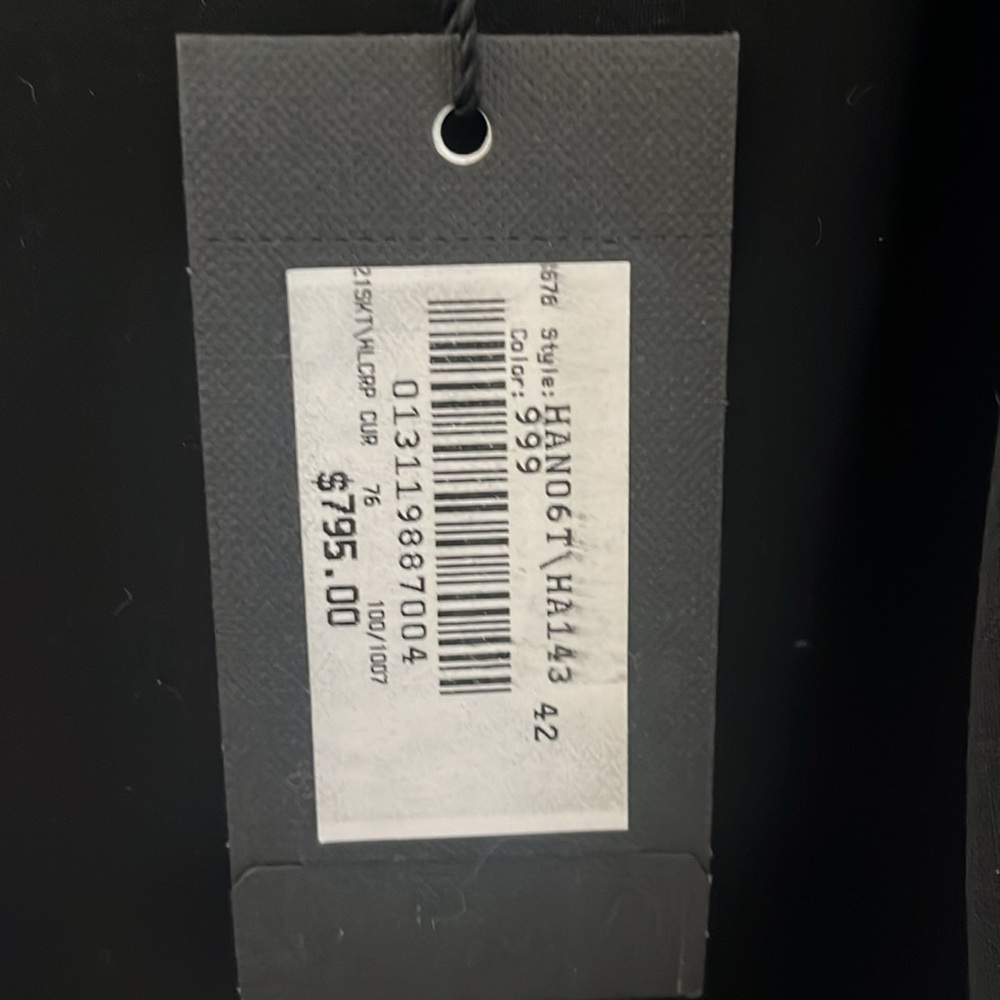 NWT! Women’s Giorgio Armani Black Wool Skirt. European Size 42 US Size 10 - Picture 2 of 11